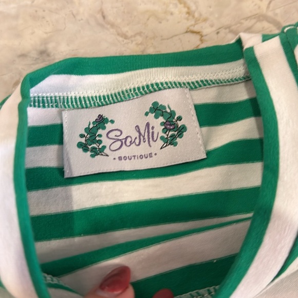 NWOT SoMi Boutique Farmer Themed Shirt - Picture 3 of 5